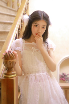 美女热舞